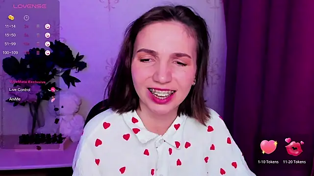 KindHazelHere_ webcam