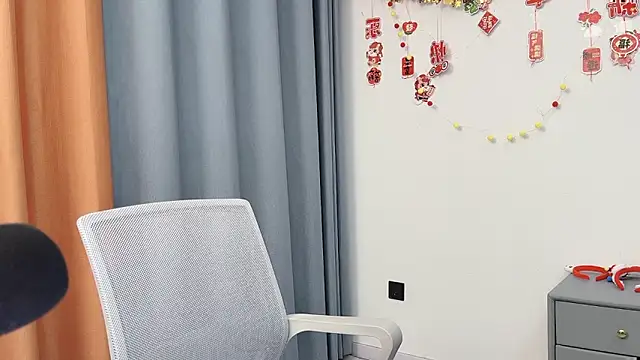 美女smalldaisy在线直播