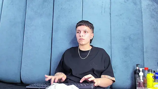 Megan_Thompson_ webcam