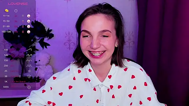 KindHazelHere_ webcam