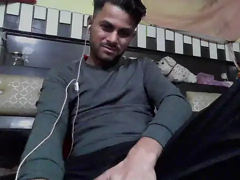 Stubborndesiboy webcam