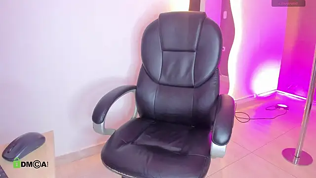 Tiphanysalvatore webcam