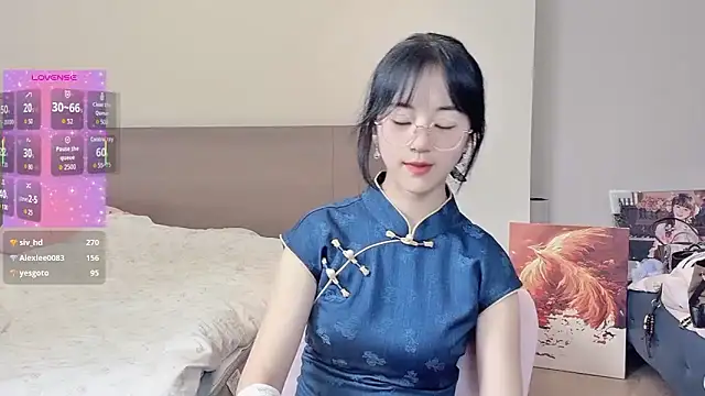 美女-ruoruo-在线直播