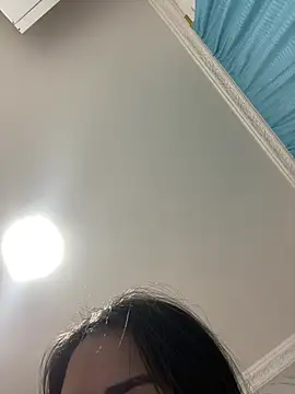 Webcam Model (Kimmymadison-)  is live.Free join now!