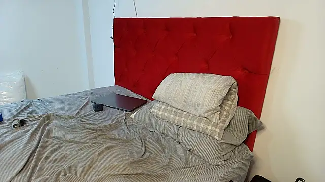 NicoDavisOfficial webcam