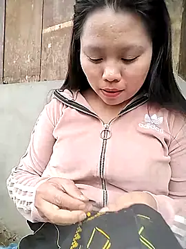 venu00 - Venu00's free webcam - UK Sex Cams