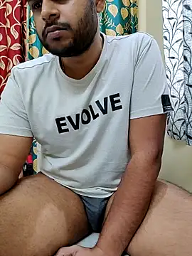 chillboyyy - ChillBoyyy's free webcam - UK Sex Cams