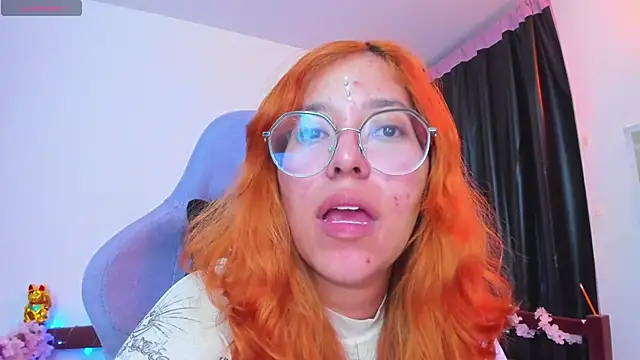 _Moon_Johnson webcam