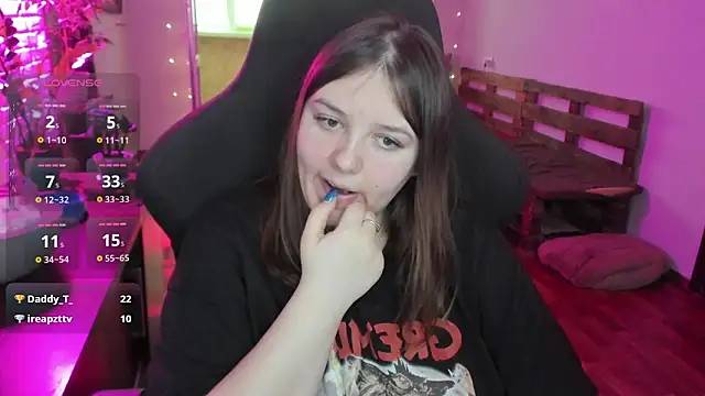 xnirvanax - XNirvanaX's free webcam - UK Sex Cams