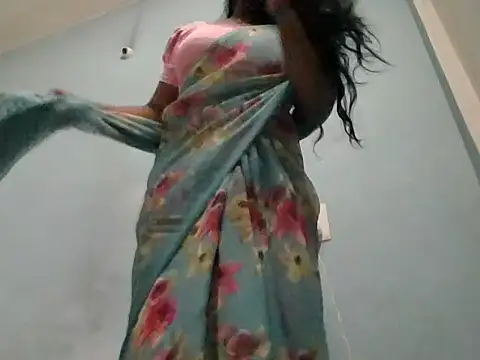 Rathi-priyaa webcam