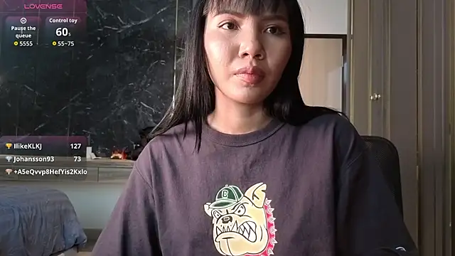 Alittleasiangirl webcam