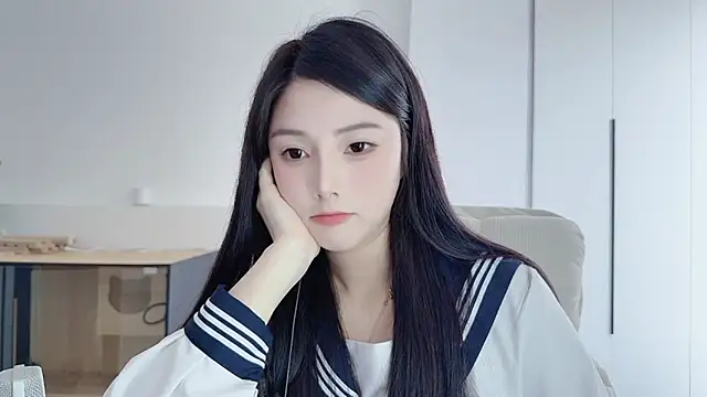 美女HaagenDazs_在线直播