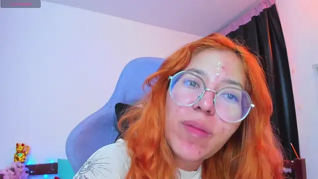 _Moon_Johnson webcam