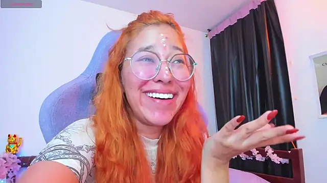 _Moon_Johnson webcam