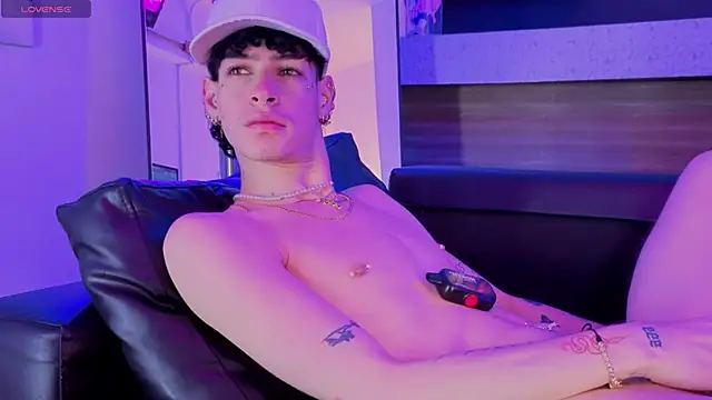 nova_salvatore webcam