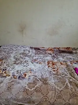 SweetDarkBrownie webcam