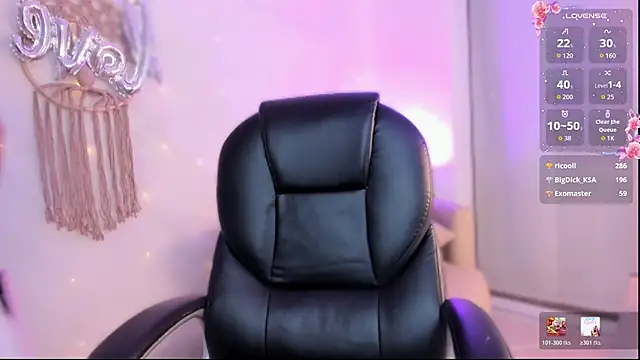 Ginni_charlotte webcam