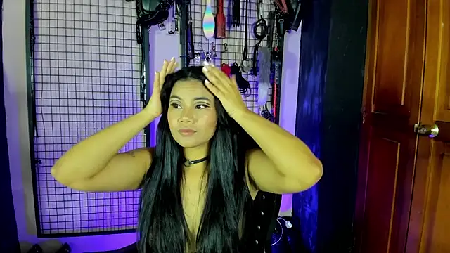 Twisted_Fantasy webcam