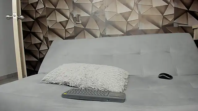 Latino_stud4u webcam