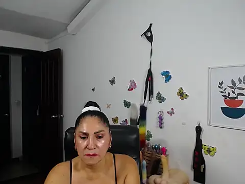 mature_bigboobs10 webcam