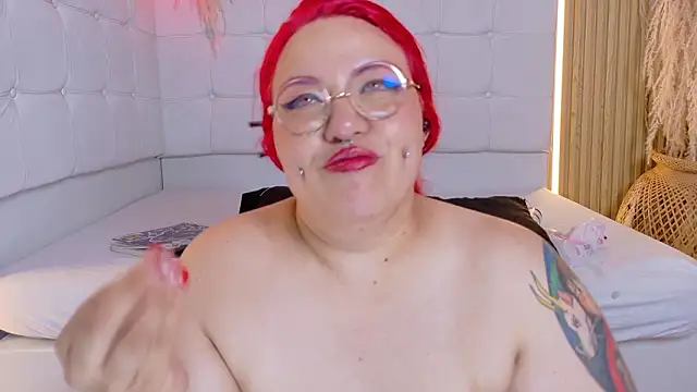 Bruja__Scarlata webcam