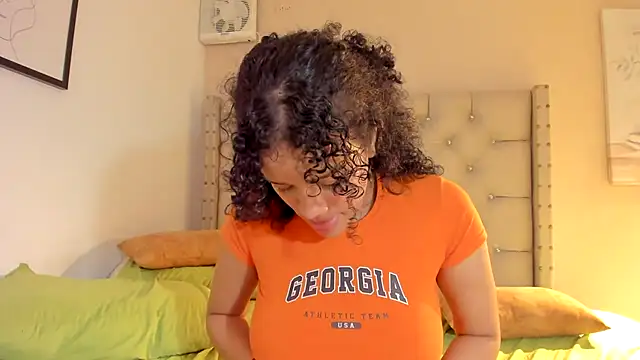 vanesasexyhot21 webcam