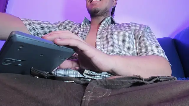 juanmechanic_ webcam