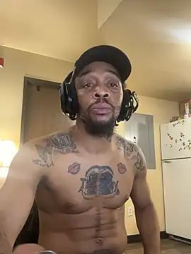 thefreakscomeoutatnight webcam