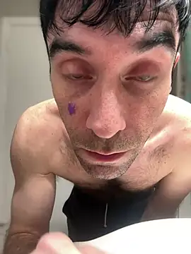 strippingmale1 webcam