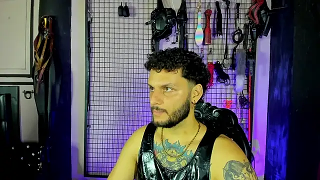 Twisted_Fantasy webcam