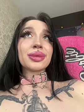 Webcam Model (Molly__Moon)  is live.Free join now!