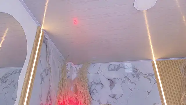 Bruja__Scarlata webcam