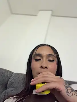 Isabella-Teen webcam