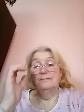 amylove353 - AmyLove353's free webcam