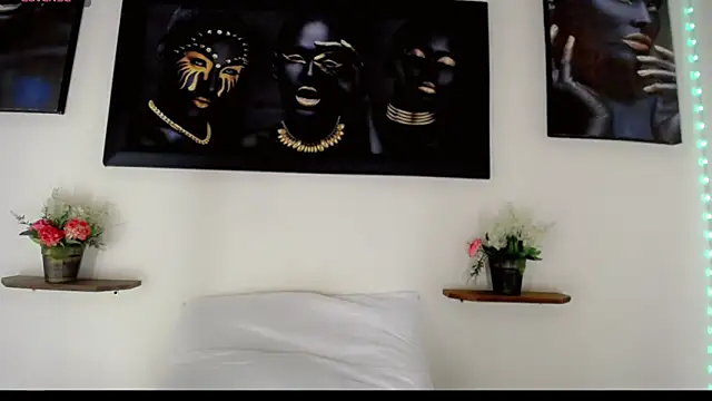 NathalialLooes webcam