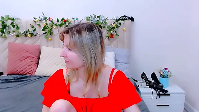 Incredible_Ariela webcam