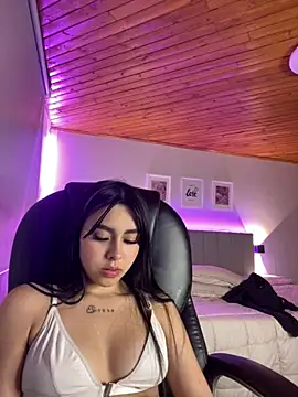 scarlett_pinkk1 webcam