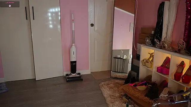 AsianSweetMilf webcam