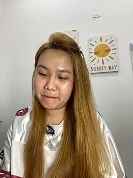 almira6868 - Almira6868's free webcam - UK Sex Cams