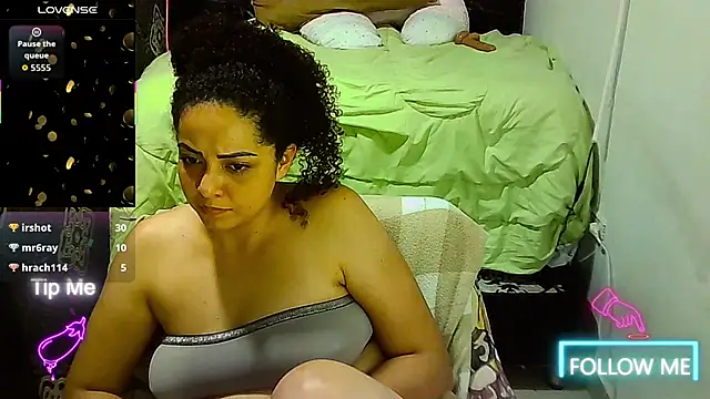 _naughty_milf webcam