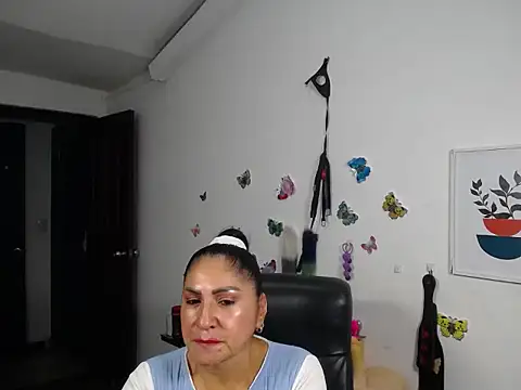 mature_bigboobs10 webcam