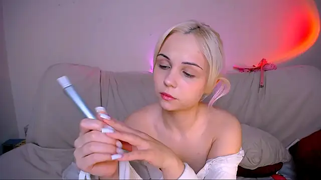 ElenaMonroe webcam