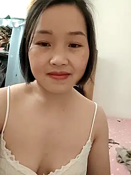 __bingbing__ - __BingBing__'s free webcam - UK Sex Cams