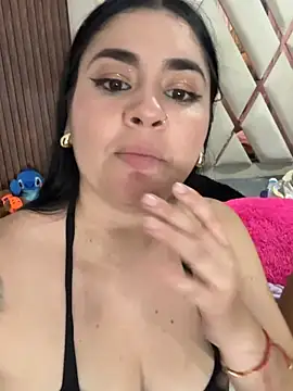 Roxy_rousse01 webcam