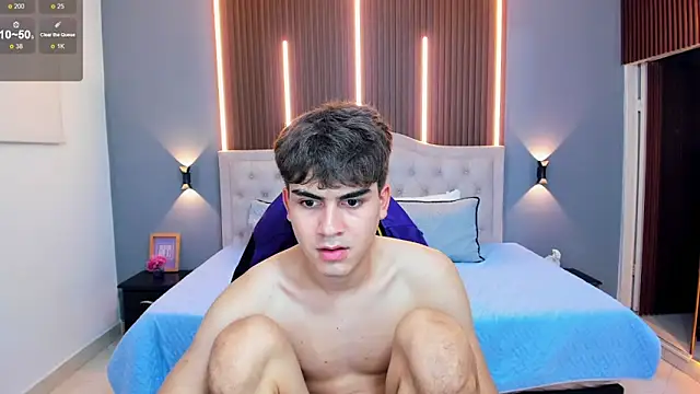 Tommy18__ webcam
