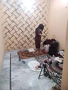 meenu_bhabhi547 webcam