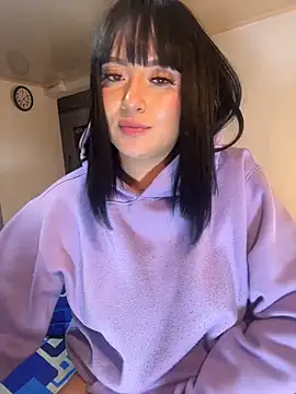 Webcam Model (emily_acorn)  is live.Free join now!