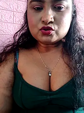 hornyriyanka - Hornyriyanka's free webcam - UK Sex Cams