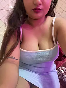 curvy_anaya - Curvy_Anaya's free webcam