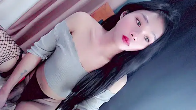 Amomentoflust99 webcam